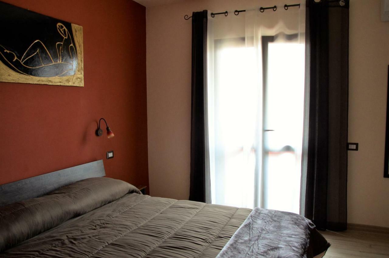 Artista B&B Cabras Exterior foto