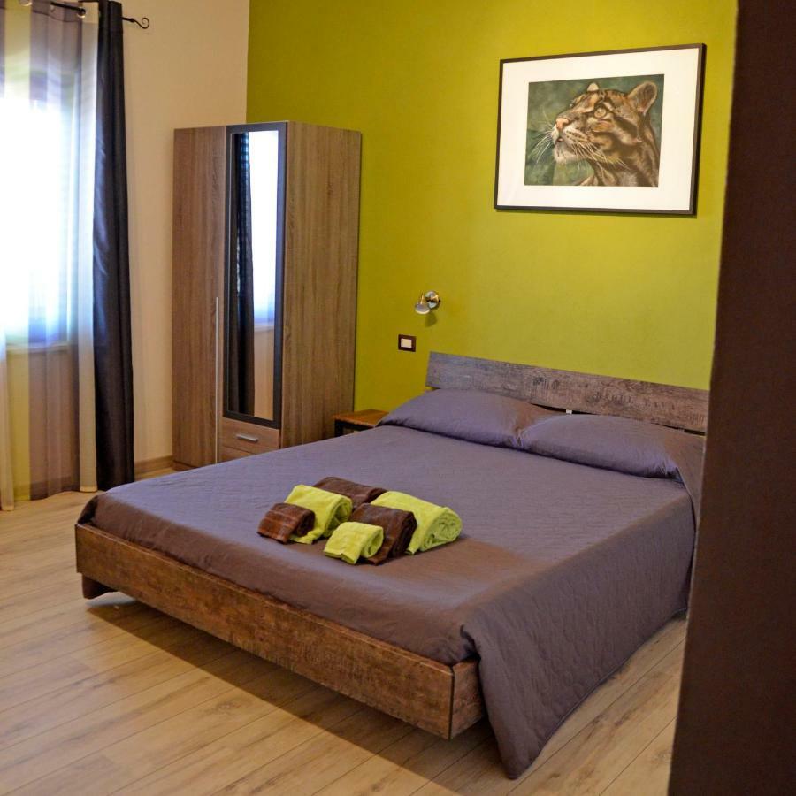 Artista B&B Cabras Exterior foto