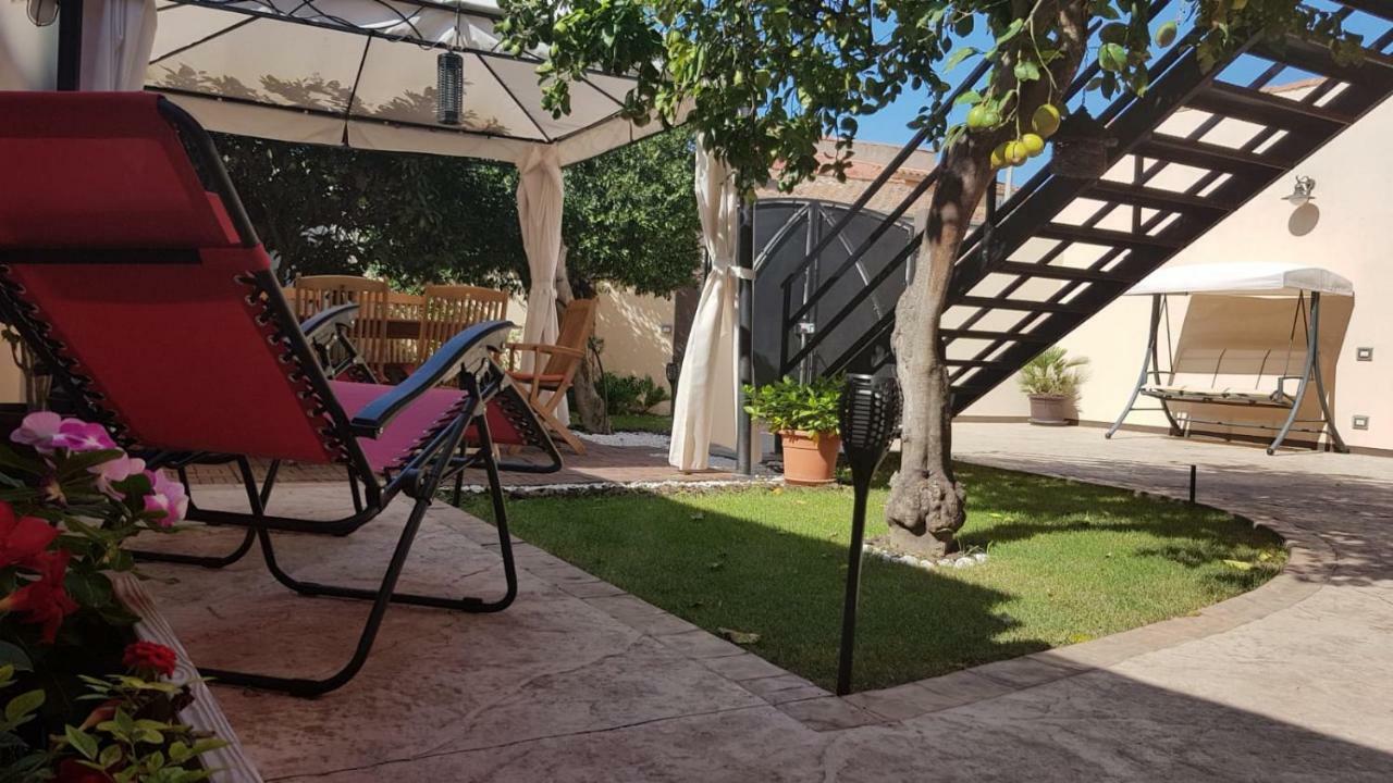 Artista B&B Cabras Exterior foto